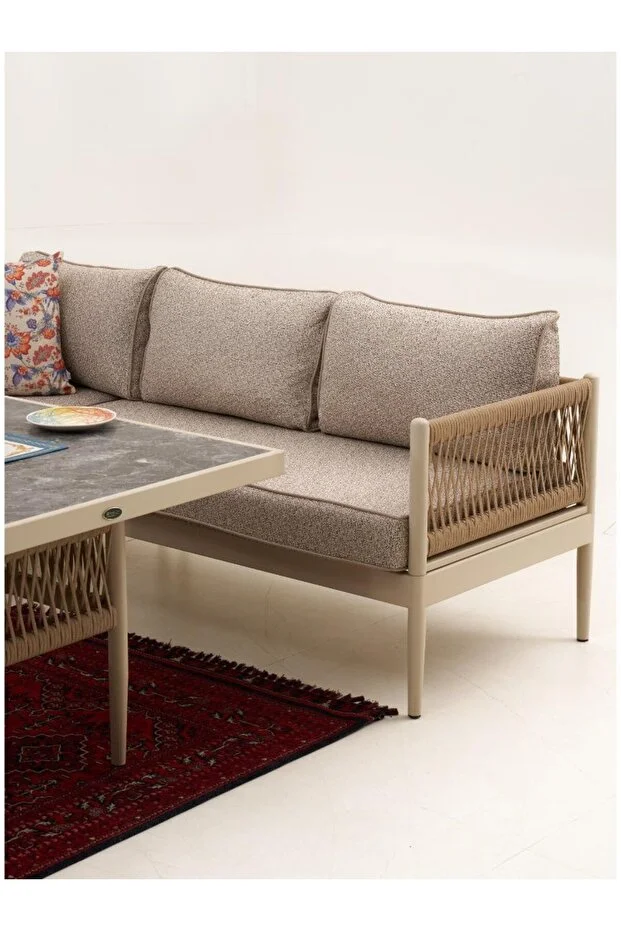 Nadide Bahçe Balkon Köşe Takımı ( Puf Dahil)